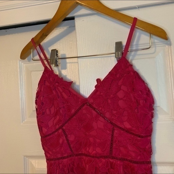 Chemical Lace Slip Dress in Hot Fuchsia Size XS - Picture 5 of 8